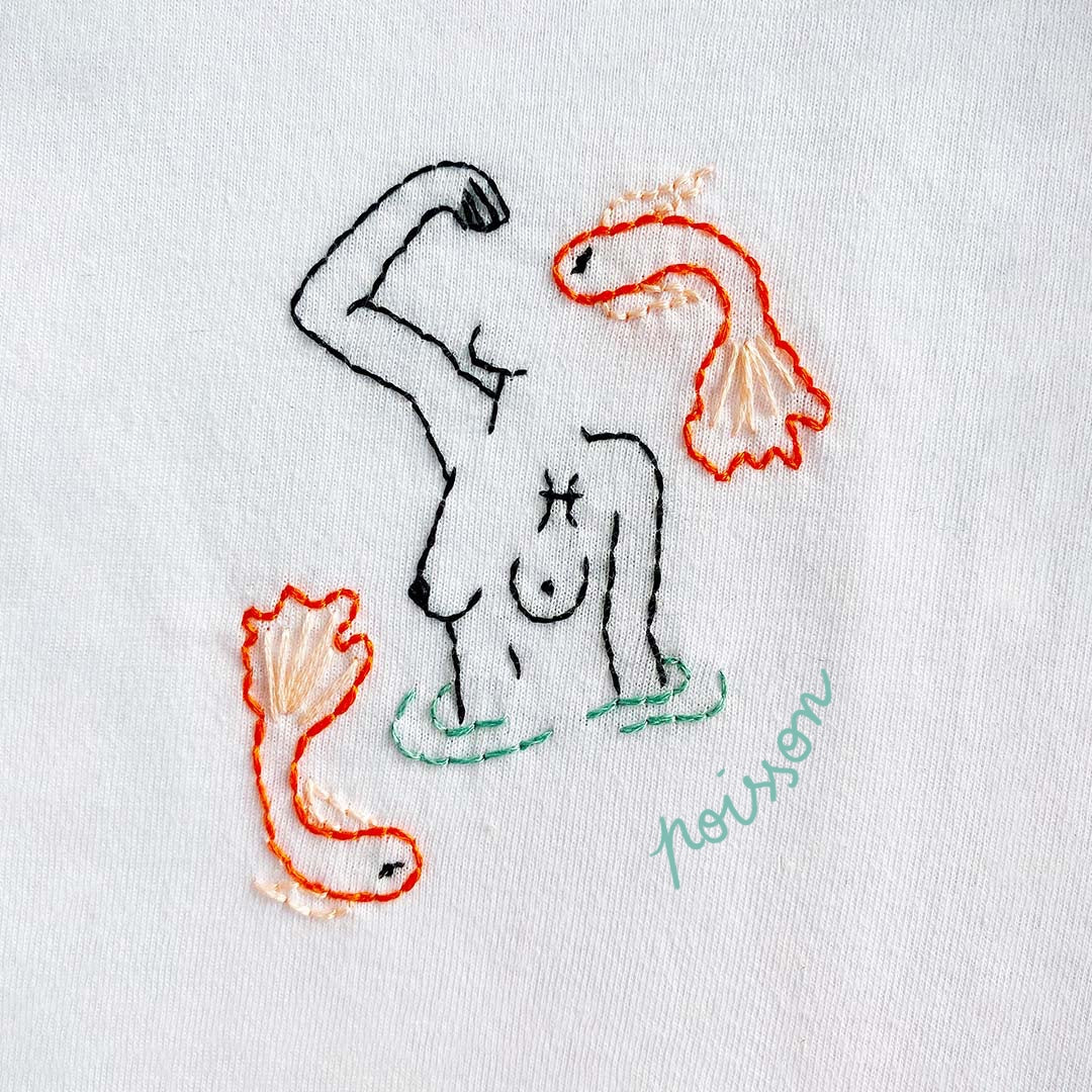 t-shirt - 12星座系列 ♓雙魚座  (公仔刺繡+poisson字樣)